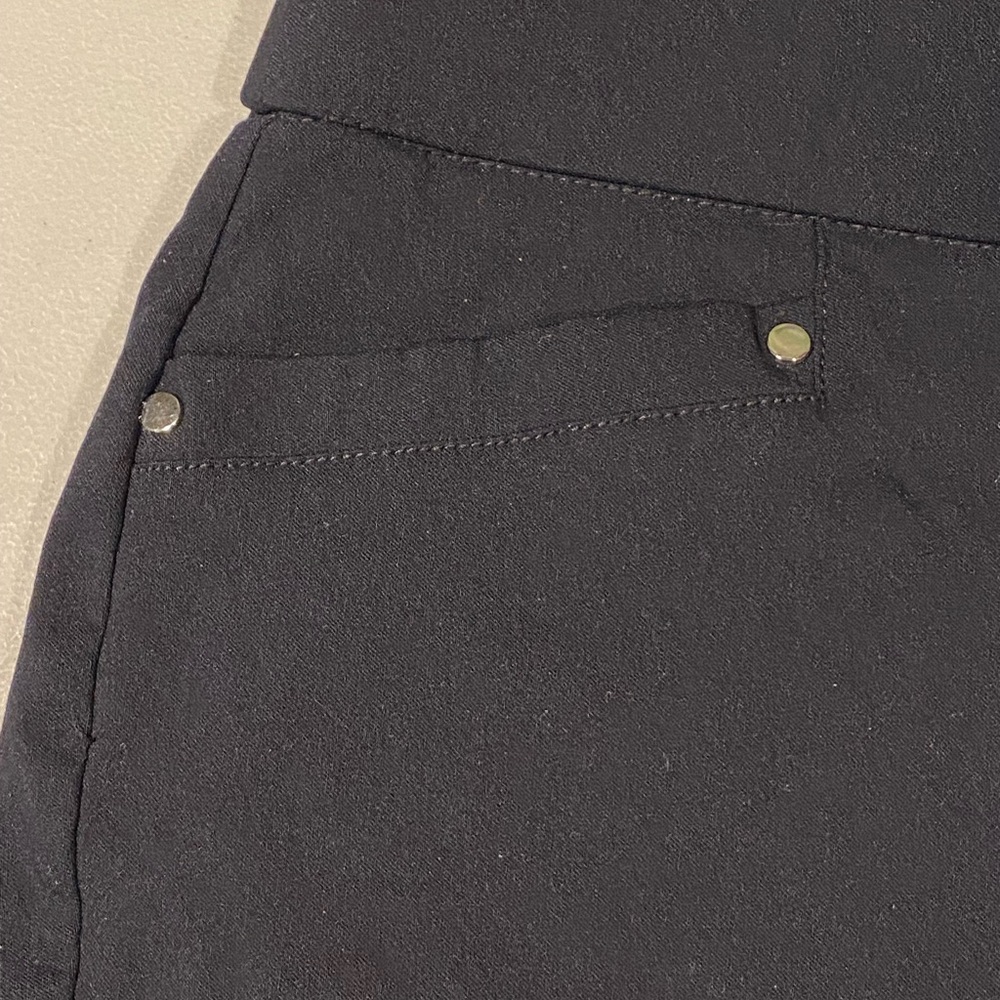 Briggs Black Stretch Pull-On Bermuda Shorts, size 6 - Picture 6 of 10